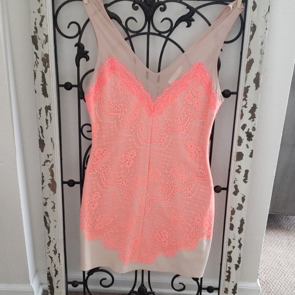 Lush Dresses & Skirts - NWOT Lush Bodycon Mango Dress + free gift